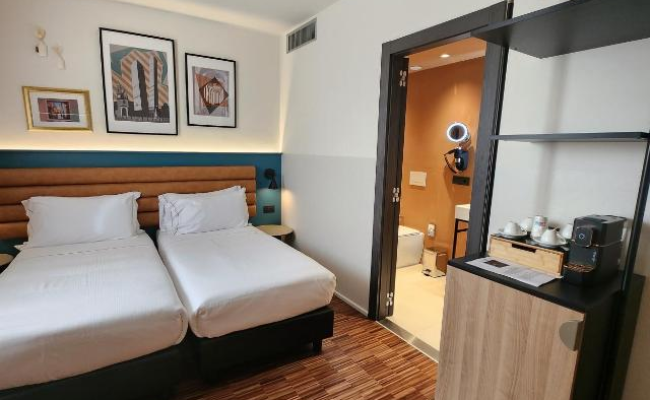 Bleis Hotel