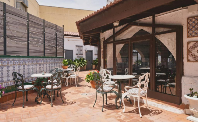 Meson Castilla Atiram Hotels