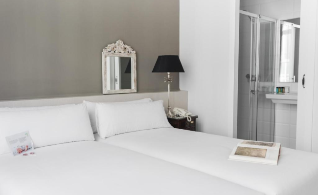 Meson Castilla Atiram Hotels