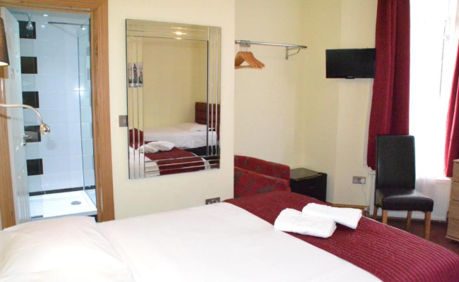Hotel 65