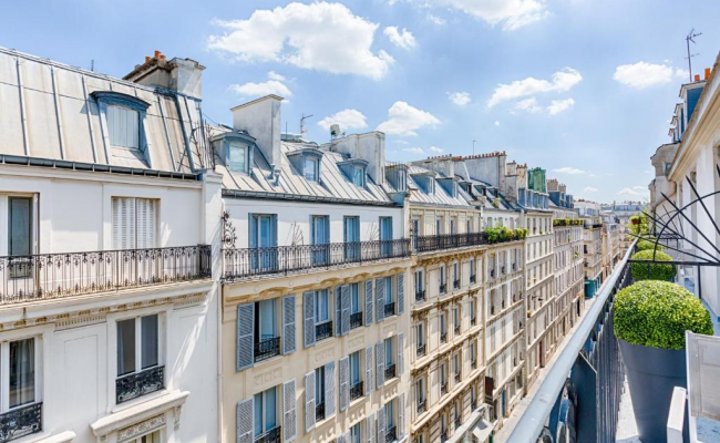 NEW HOTEL REPUBLIQUE