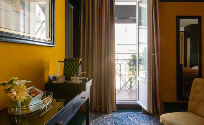 NEW HOTEL REPUBLIQUE