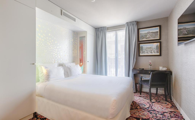 NEW HOTEL REPUBLIQUE