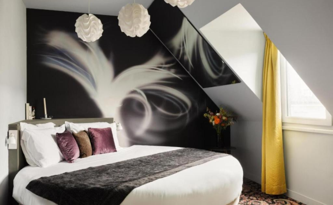 NEW HOTEL REPUBLIQUE