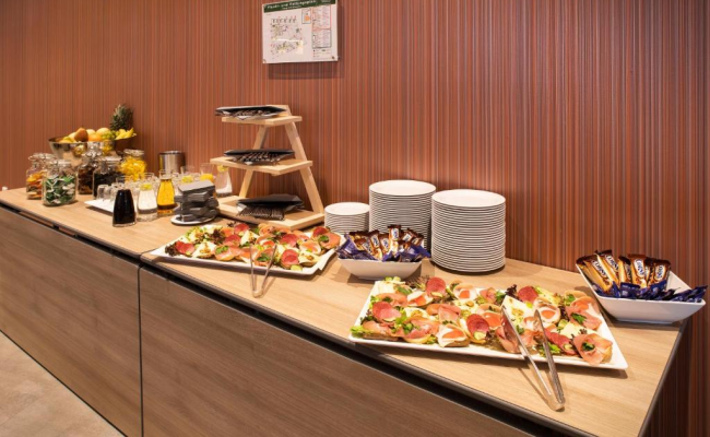 Holiday Inn Frankfurt Airport, an IHG Hotel