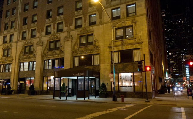 Inn of Chicago Magnificent Mile