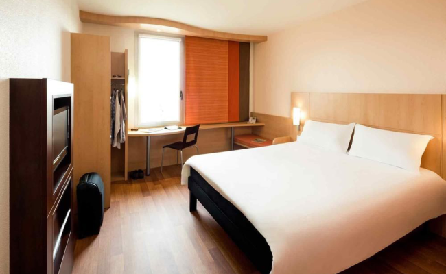 Ibis Barcelona Santa Coloma