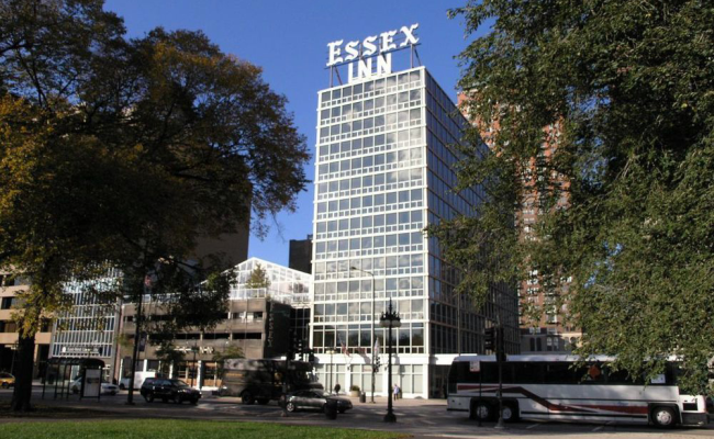 Chicago's Essex Inn