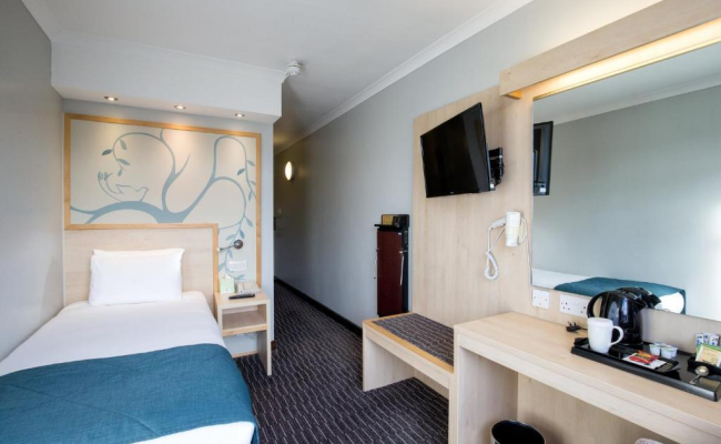Bedford Hotel & Congress Centre