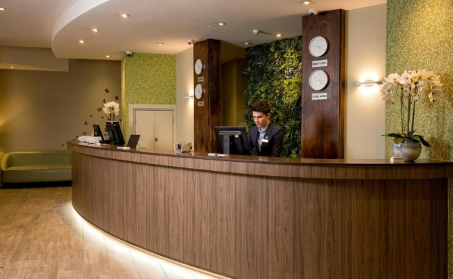 Bedford Hotel & Congress Centre