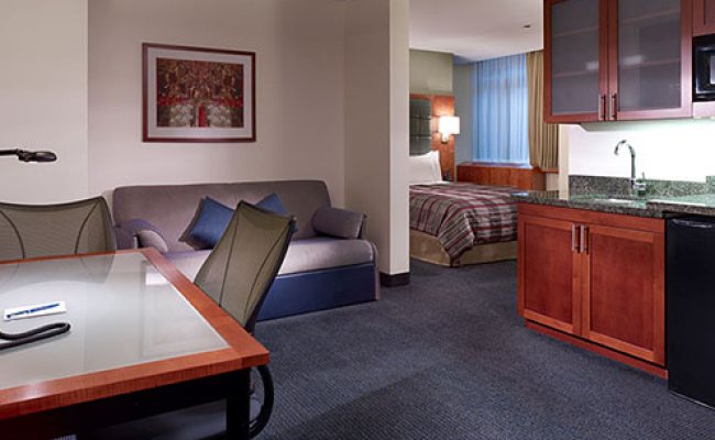 Central Loop Hotel