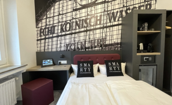 SMARTY Cologne Dom Hotel - Boardinghouse - KONTAKTLOSER SELF CHECK-IN