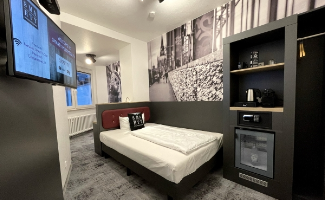 SMARTY Cologne Dom Hotel - Boardinghouse - KONTAKTLOSER SELF CHECK-IN