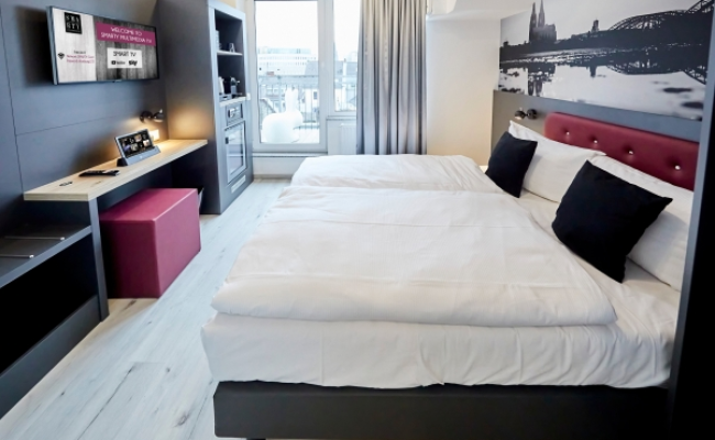 SMARTY Cologne Dom Hotel - Boardinghouse - KONTAKTLOSER SELF CHECK-IN