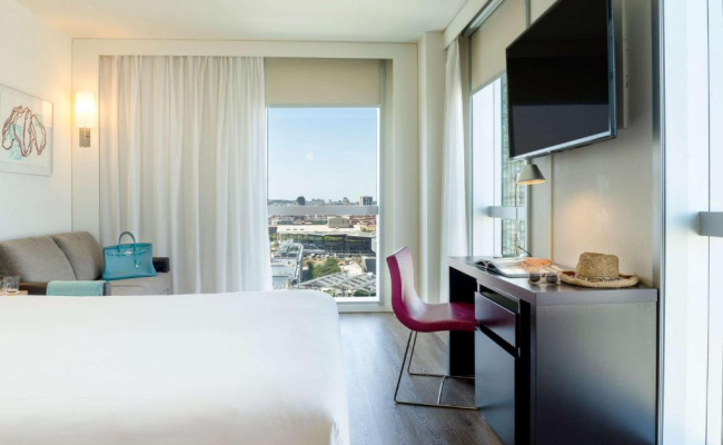 Novotel Barcelona City