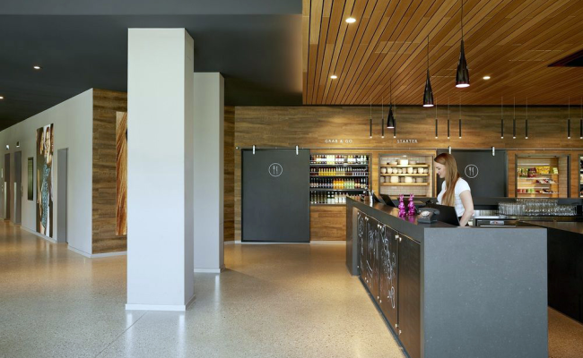 MOXY Berlin Ostbahnhof