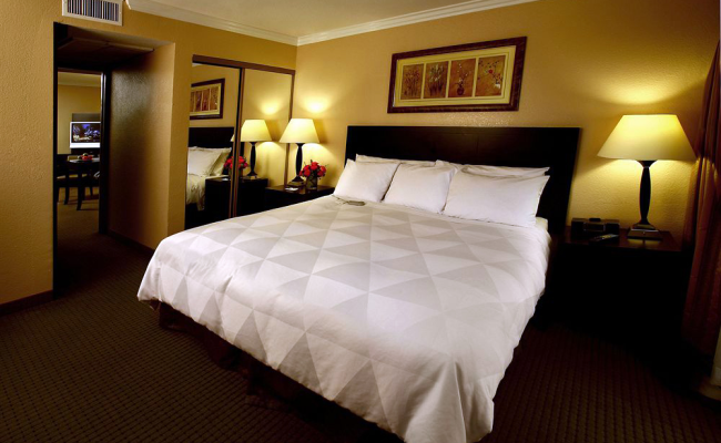 Radisson Suites Hotel Buena Park