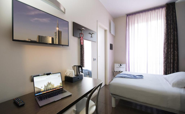 Hotel Five