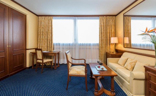 Leonardo Hotel Milan City Center