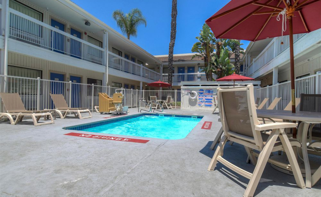 Motel 6 Santa Ana