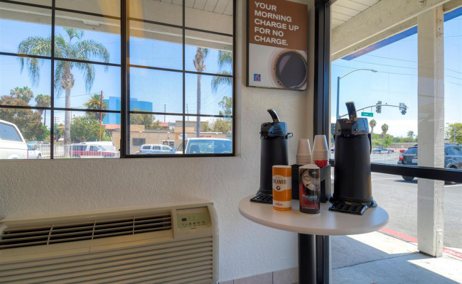 Motel 6 Santa Ana