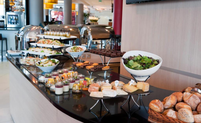Holiday Inn Paris - Porte De Clichy