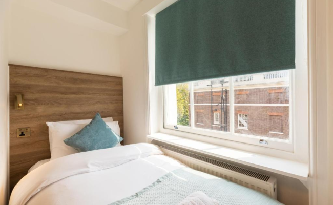 The Chapter - Griffin House Hotel