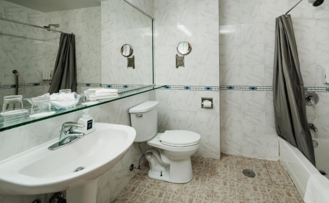 Congress Plaza Hotel