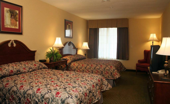 Anaheim Camelot Inn & Suites