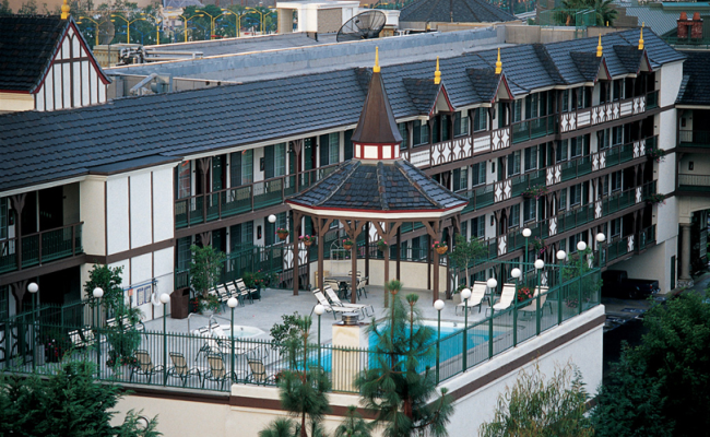 Anaheim Camelot Inn & Suites