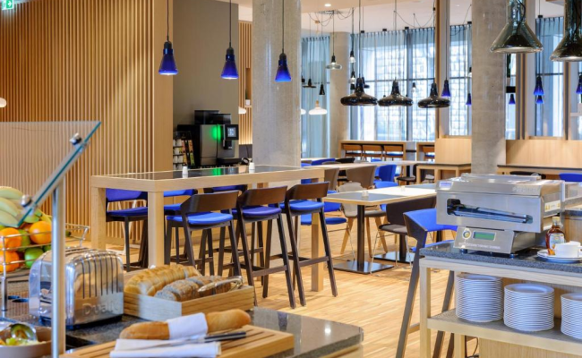 Holiday Inn Express - Berlin - Alexanderplatz by IHG