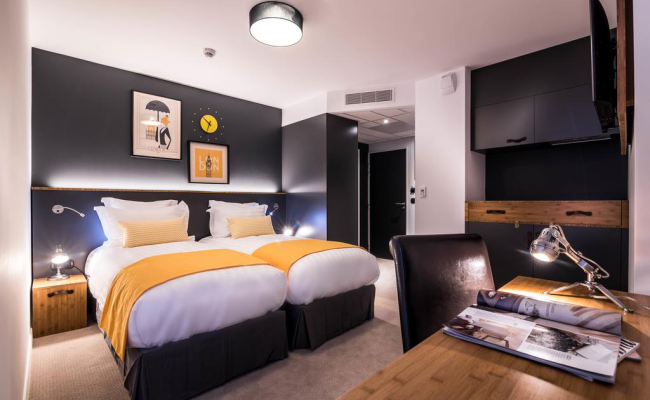 Best Western Plus Suitcase Paris La Defense