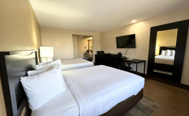 Stanford Inn & Suites Anaheim