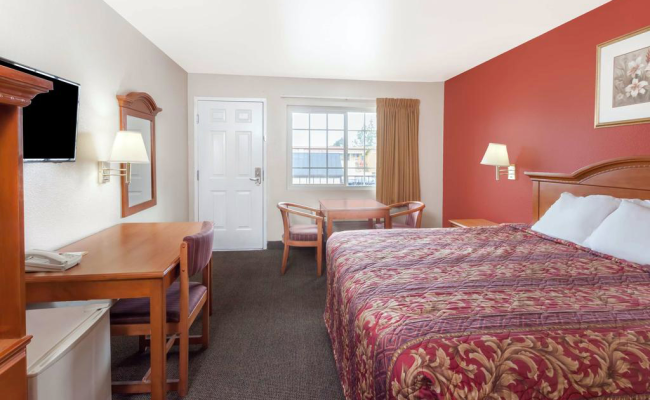 Days Inn Anaheim Maingate