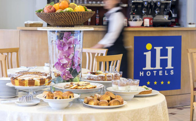 IH Hotels Firenze Business