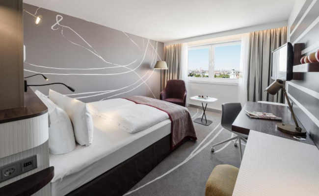 Holiday Inn Munich City Centre, an IHG Hotel