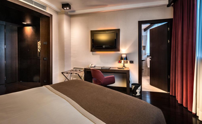 Crowne Plaza Milan City, an IHG Hotel