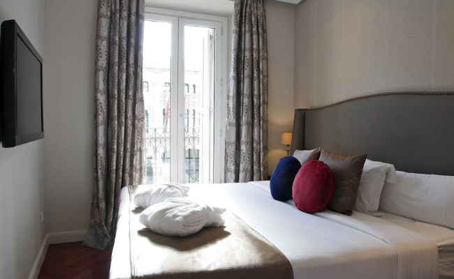 Luxury Suites
