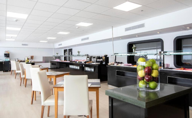 Hotel Chamartin The One
