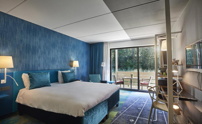 Carlton President Hotel