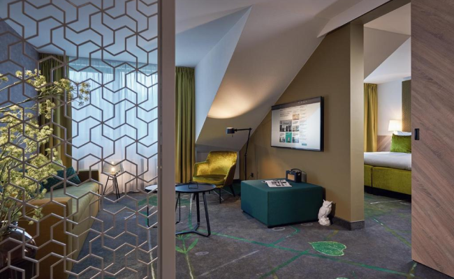 Carlton President Hotel