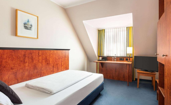 Amedia Frankfurt Russelsheim Trademark Collection by Wyndham