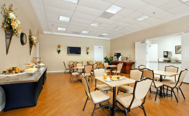 Cortona Inn and Suites Anaheim Resort