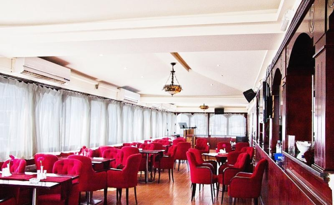Regent Palace Hotel